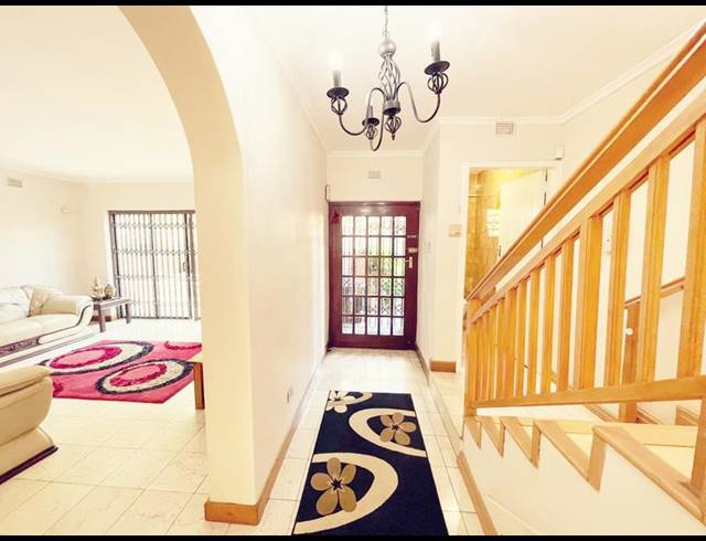 4 BEDROOM TOWNHOUSE FOR SALE IN MUSGRAVE